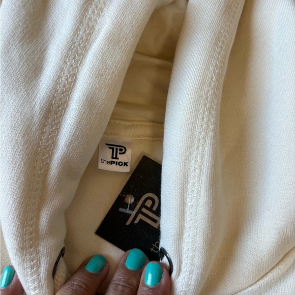 THE PICK Cream Embroidered PCKLBALL Unisex Hoodie medium NWT - Picture 5 of 5